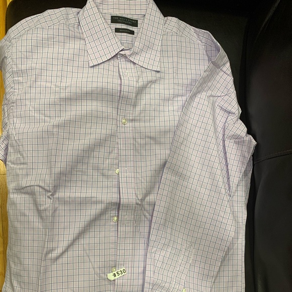 Bloomingdales causal shirt - Picture 3 of 4